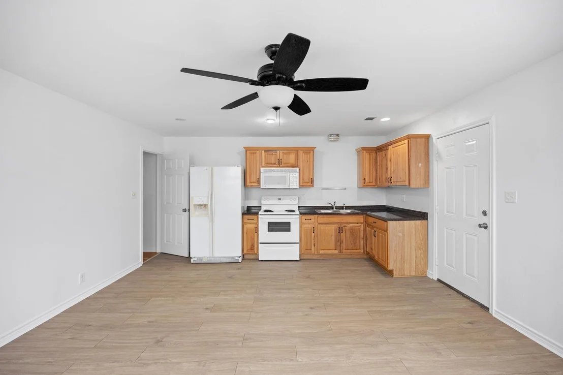 Photo of 610 Eastview DR