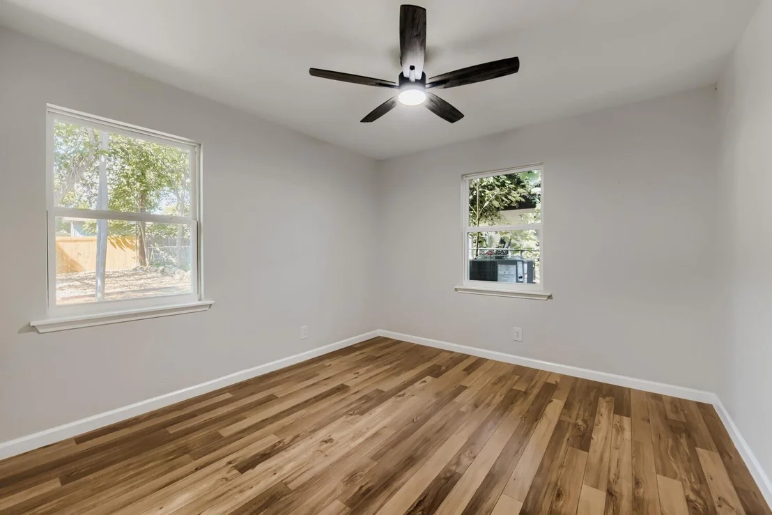 Photo of 304 Sheraton Ave