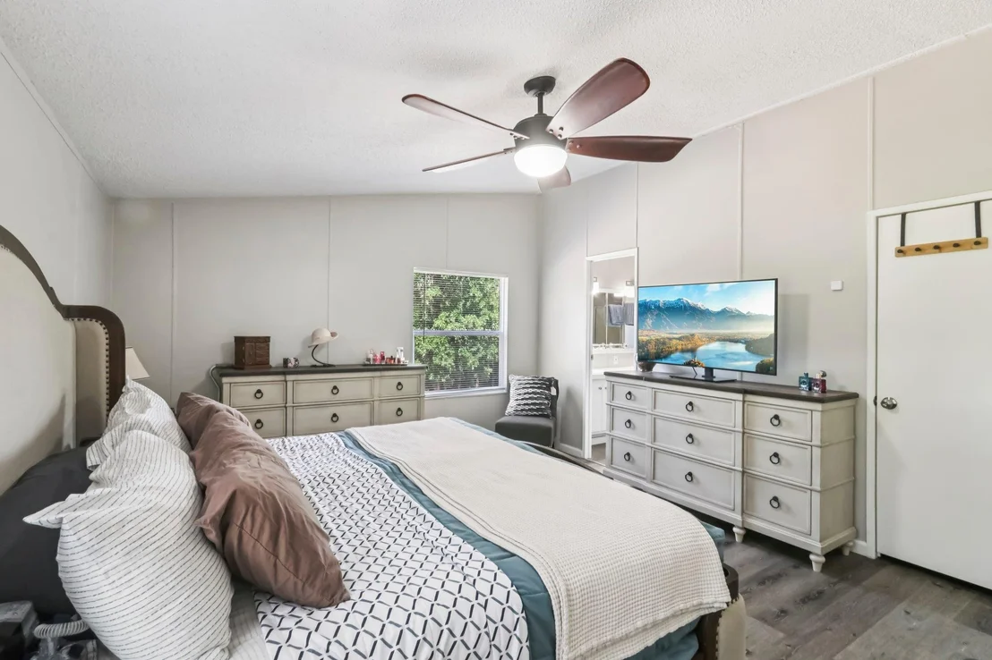 Photo of 188 William Higgins DR