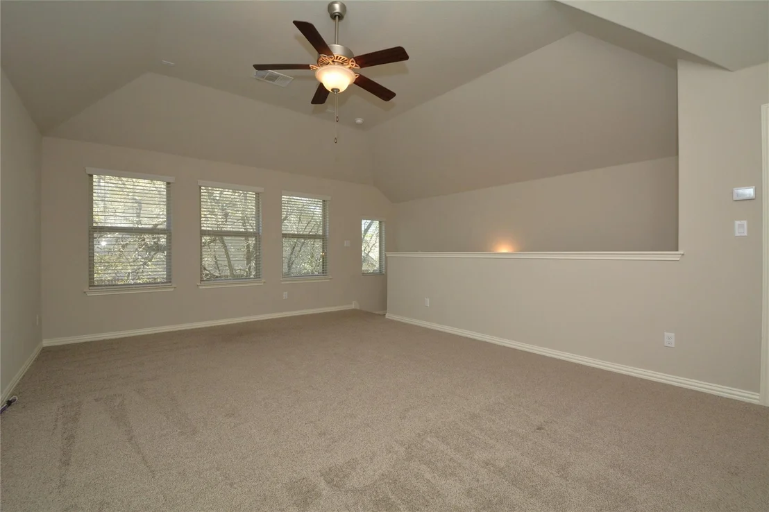 Photo of 142 Venice CV