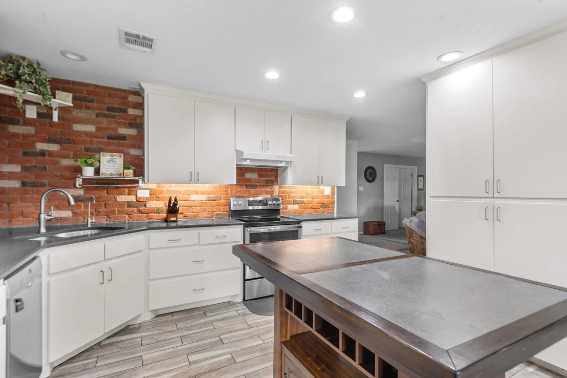Photo of 5315 Denmans LOOP