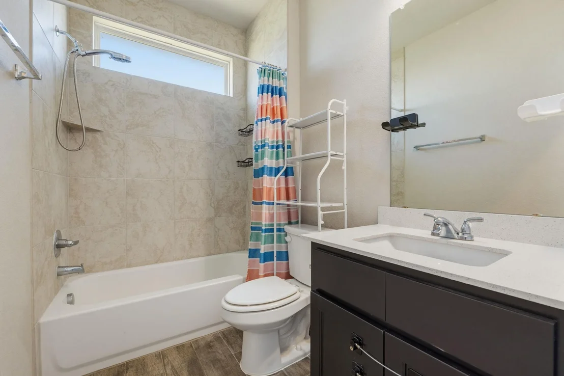Photo of 120 Blue Agate CT
