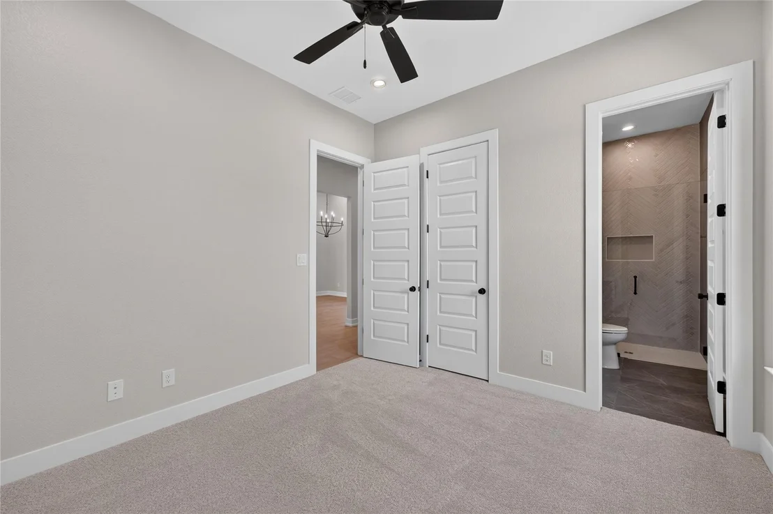 Photo of 101 Lakeview CT