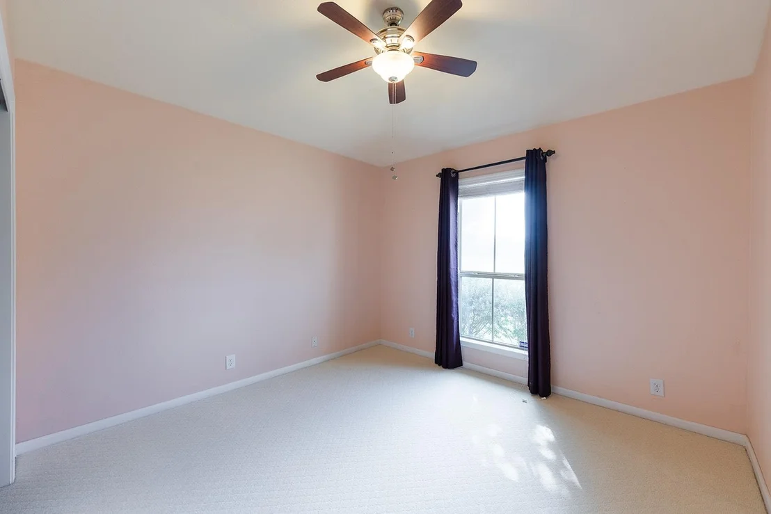 Photo of 1810 Discovery BLVD