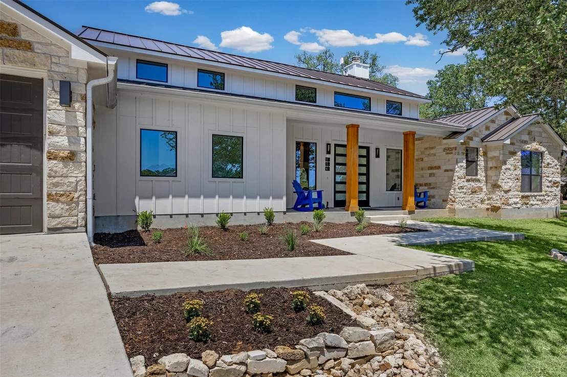 Photo of 114 Winding Oak DR
