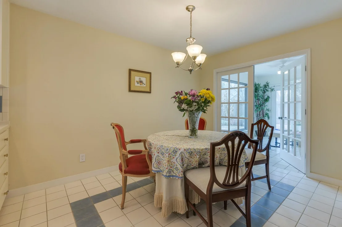 Photo of 2403 Braemar CV