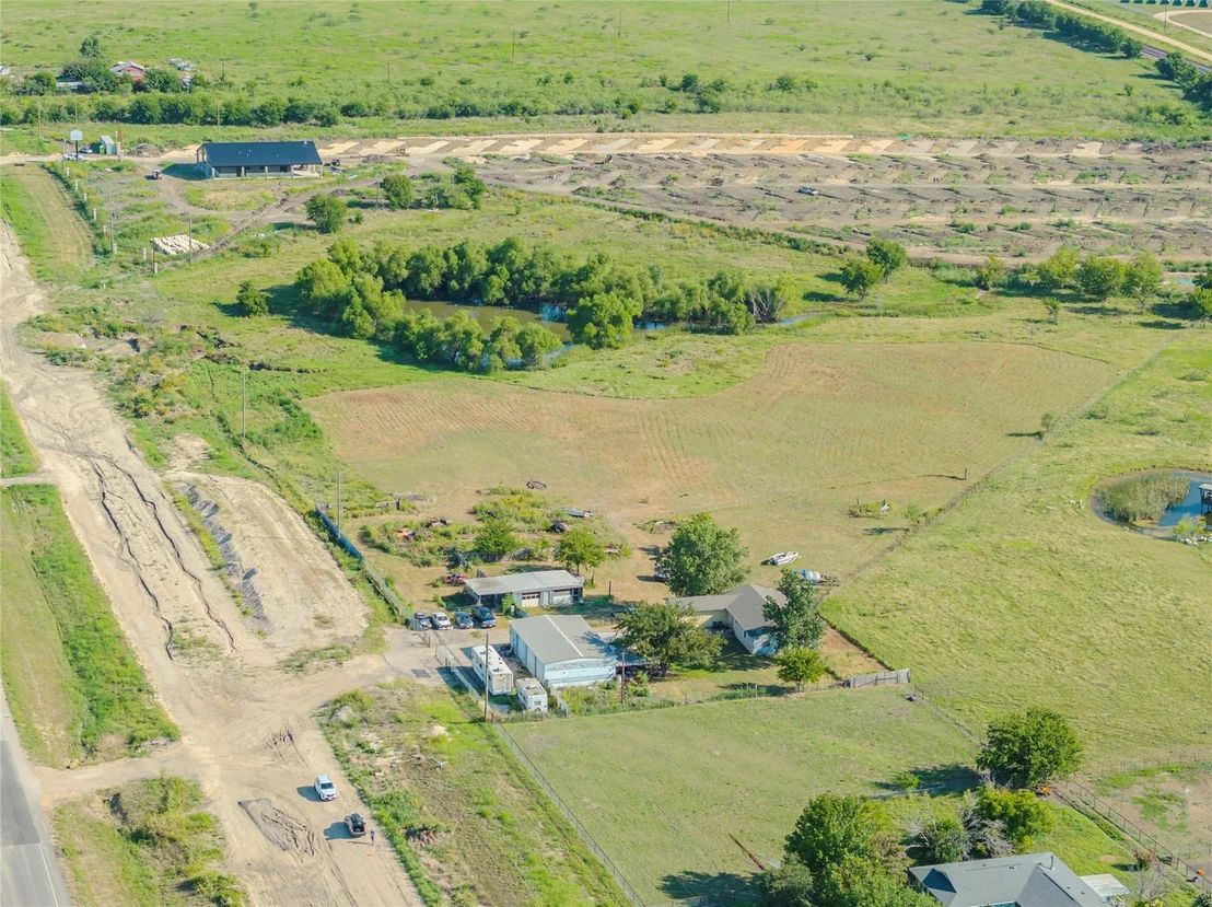Photo of 9796 E Highway 190 Highway