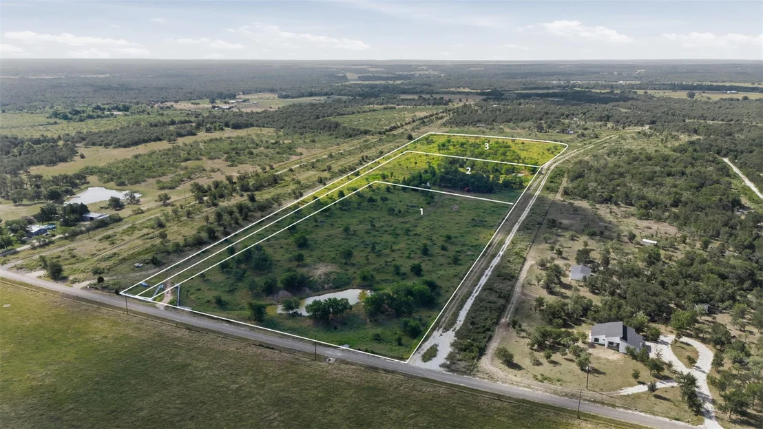 Photo of 3240 County Road 466 RD