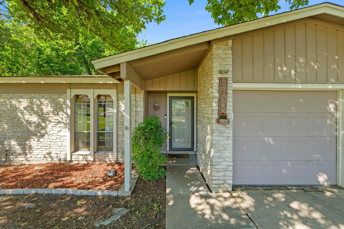 Photo of 5105 Stone Gate DR