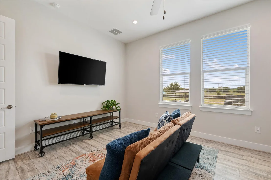 Photo of 100 Huerta RD