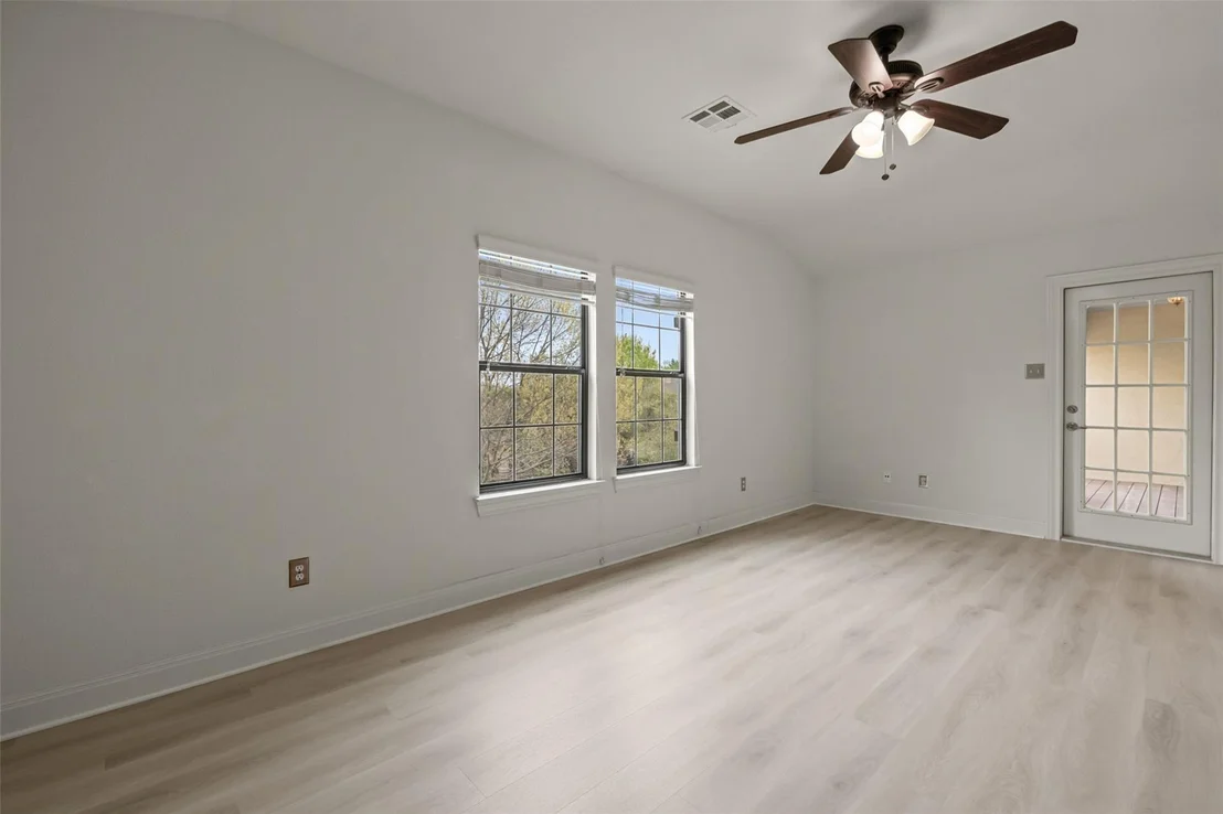 Photo of 107 Breakaway RD