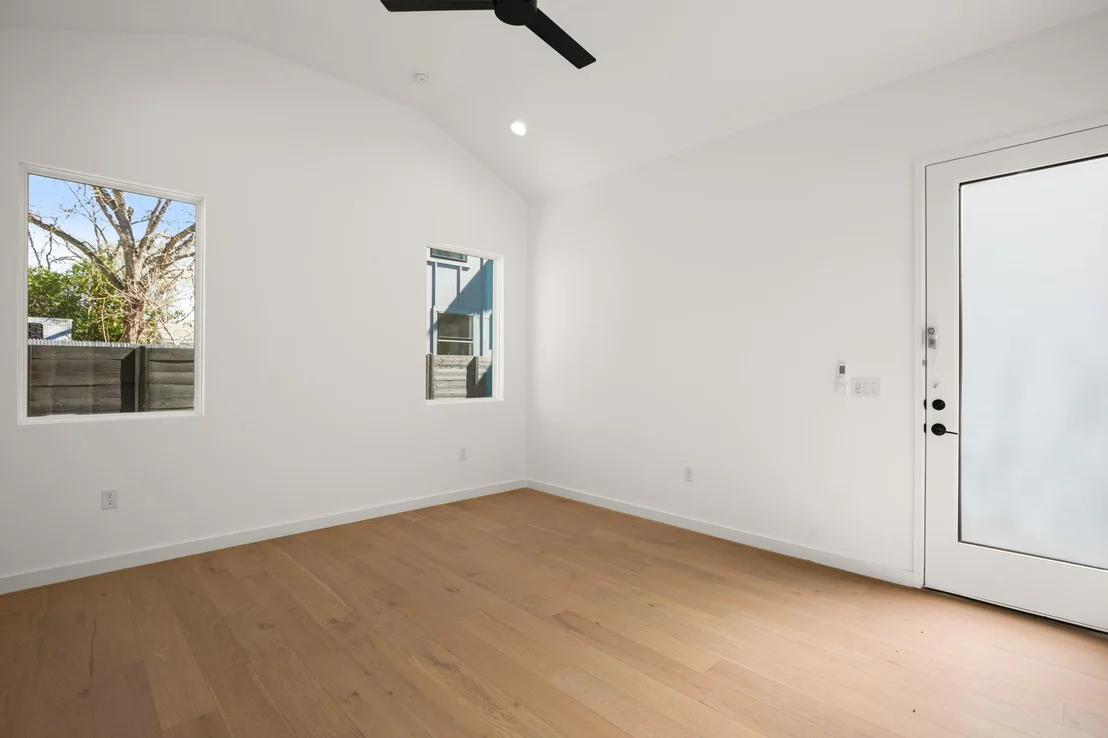 Photo of Unit 2 at 3402 Goodwin Ave