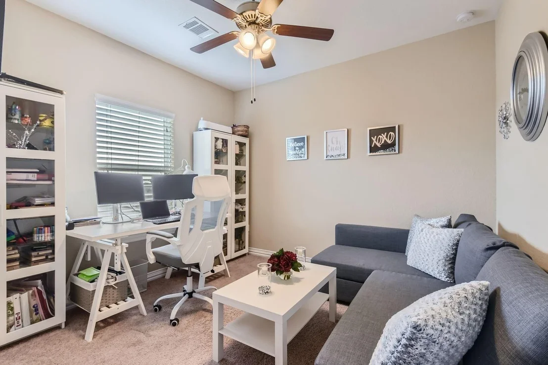Photo of 491 Betony LOOP