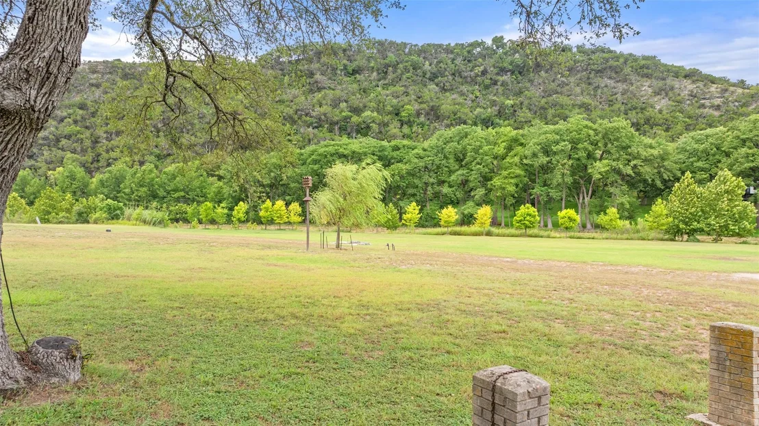 Photo of 200 Rim RD
