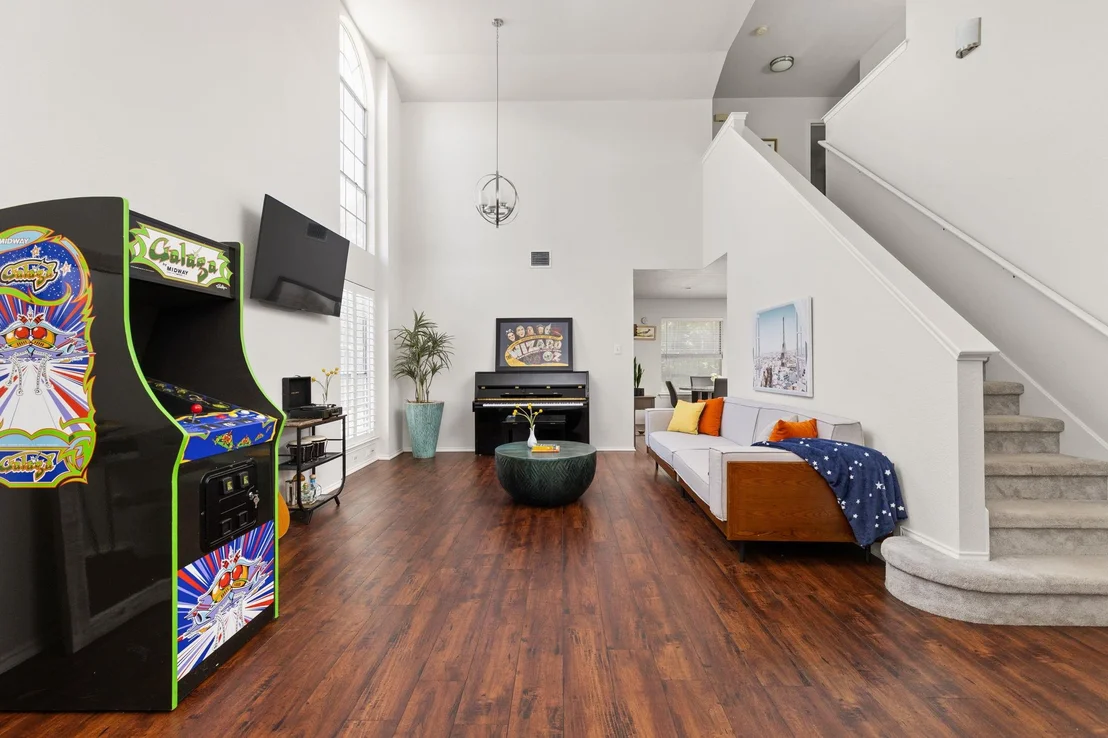 Photo of 13020 TAMAYO DR