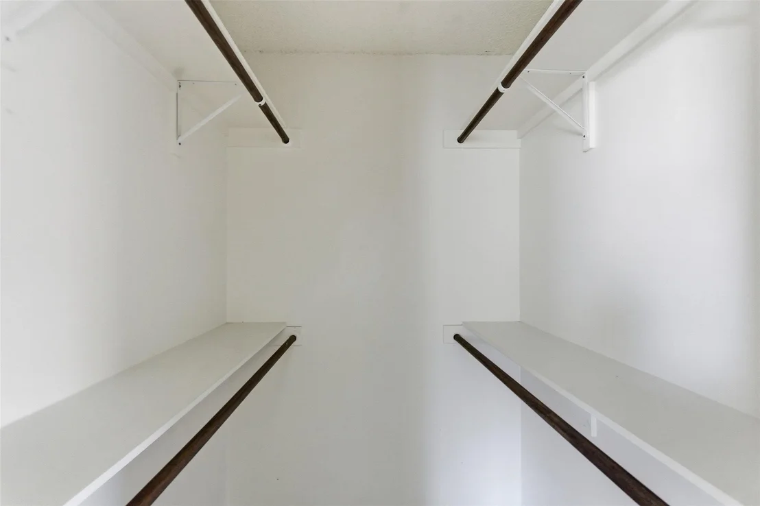 Photo of 11008 Jordan LN