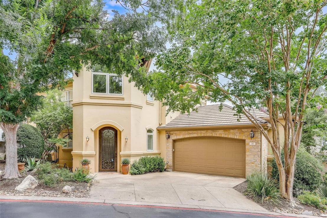 Photo of Unit 33 at 2800 Waymaker WAY