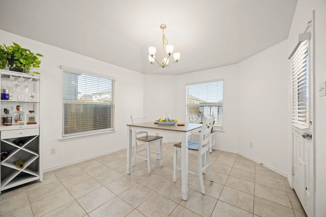 Photo of 149 Rearden BLVD