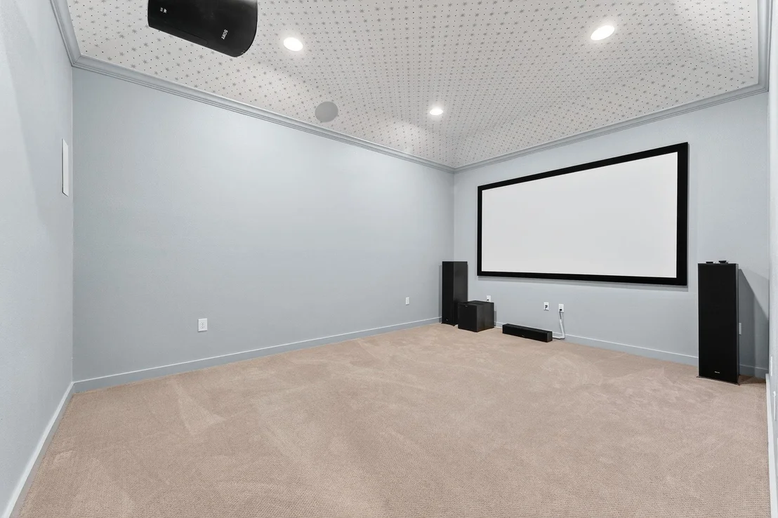 Photo of 8207 Chrysler BND