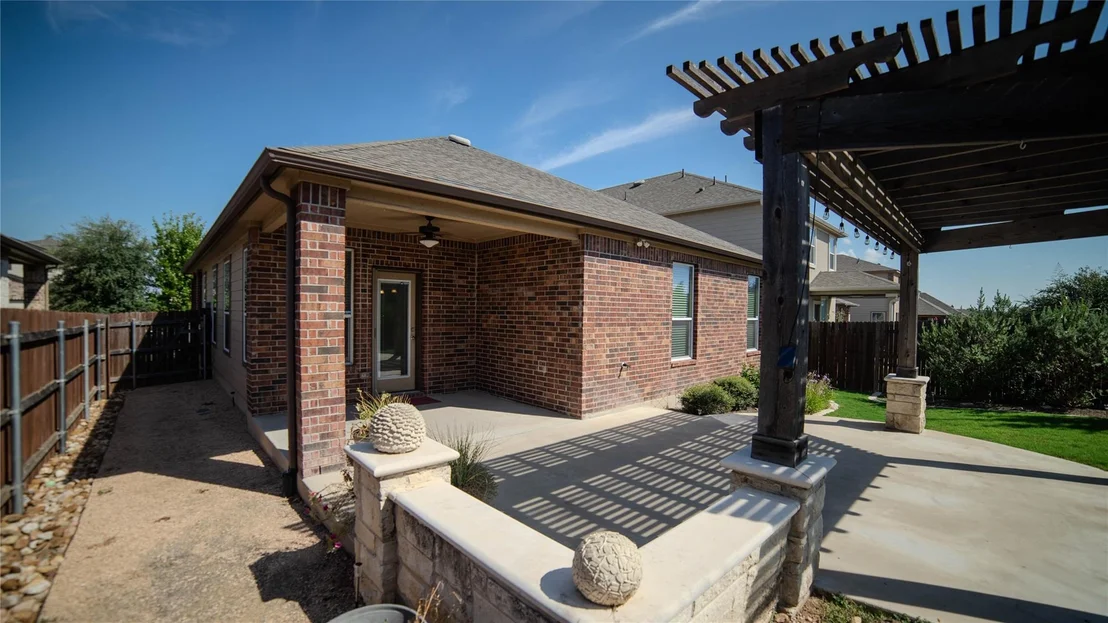 Photo of 325 Tordesillas DR