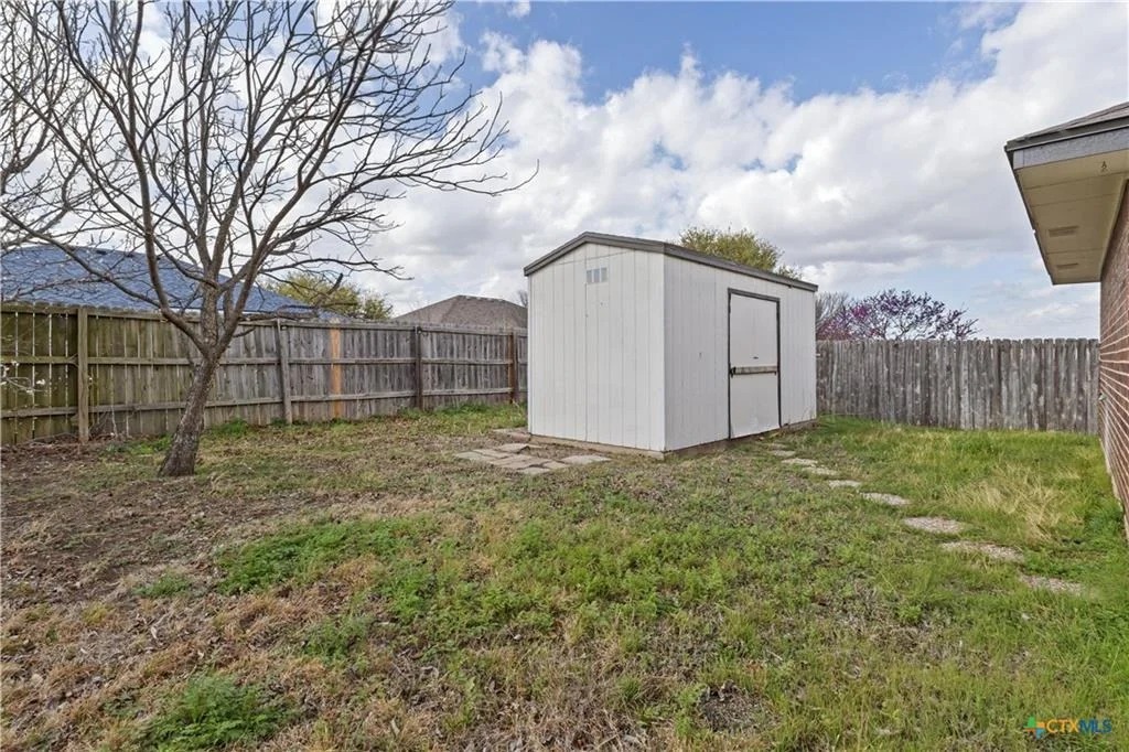 Photo of 4307 Menard DR