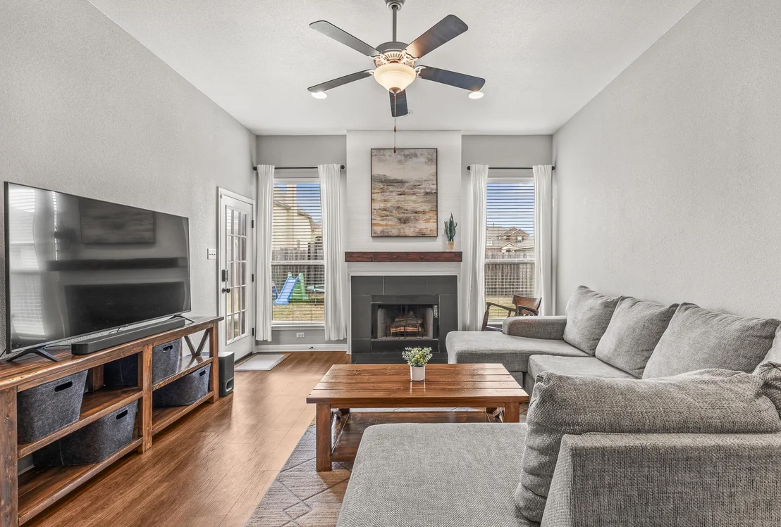 Photo of 3511 Castleton DR