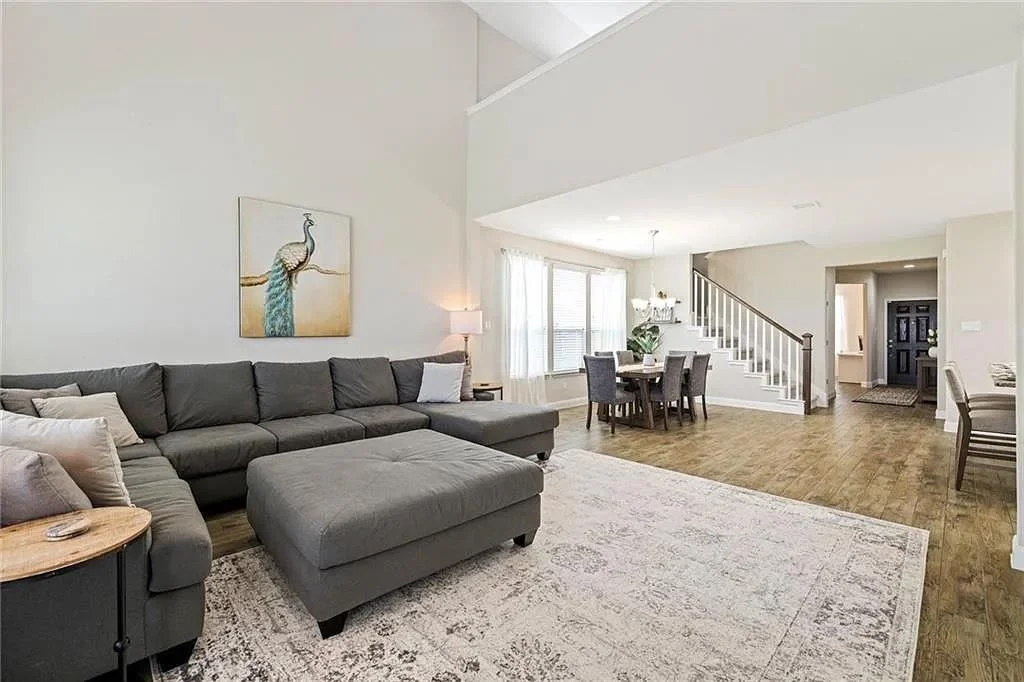 Photo of 165 Carlina LOOP