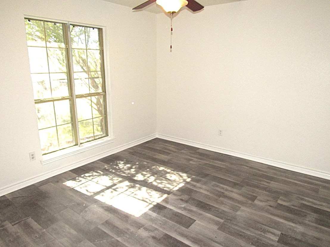 Photo of 4303 Vicki DR