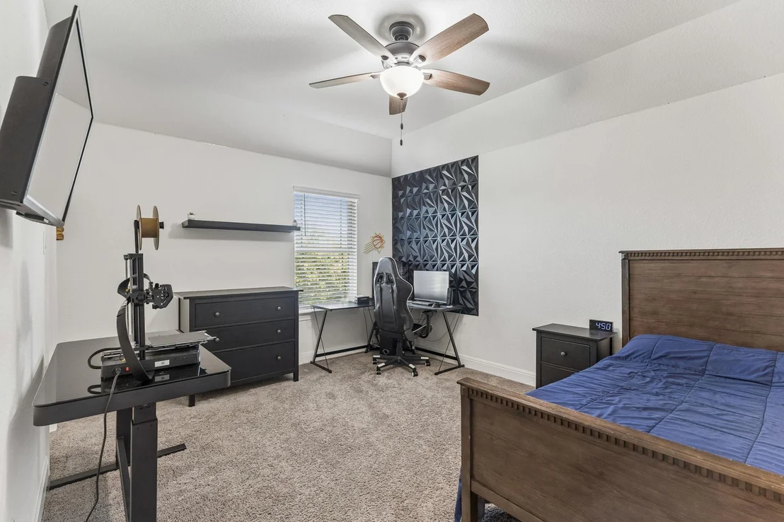 Photo of 124 Redtail LN