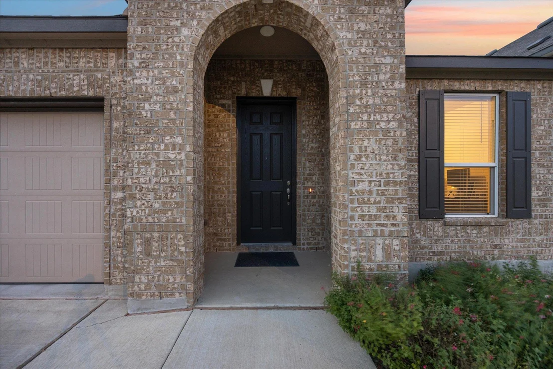 Photo of 7008 Daniel Ranch DR