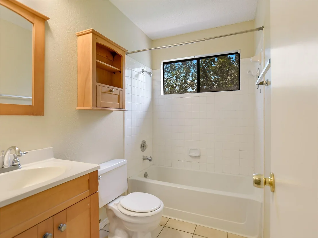 Photo of 2309 Dowd LN