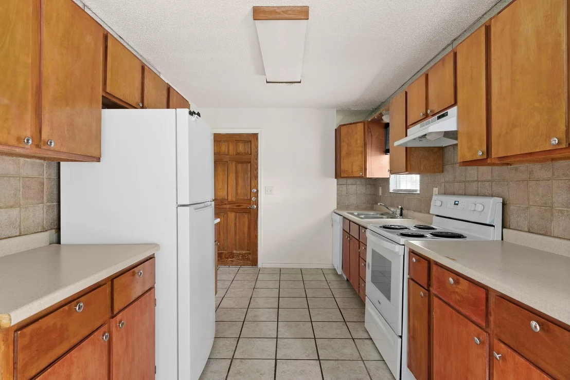Photo of 2813 Live Oak DR