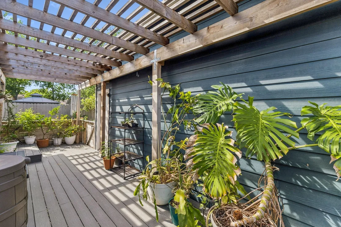 Photo of 4608 Wally Ave