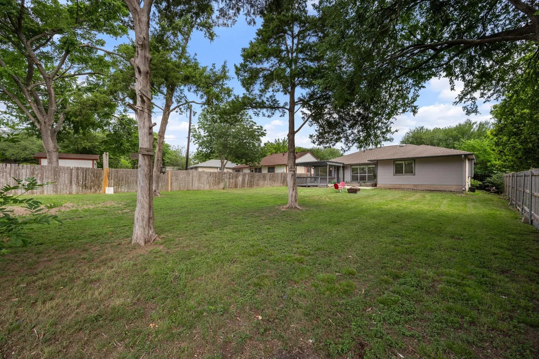 Photo of 1605 Quail Run RD