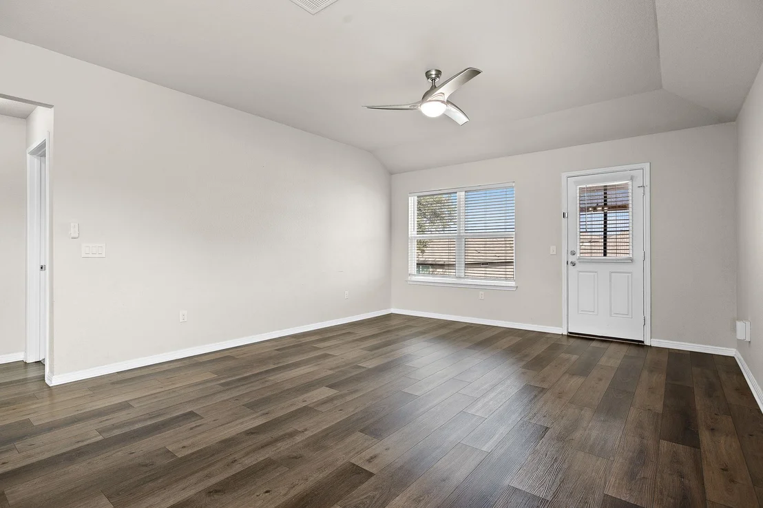 Photo of 149 Feather Grass Ave