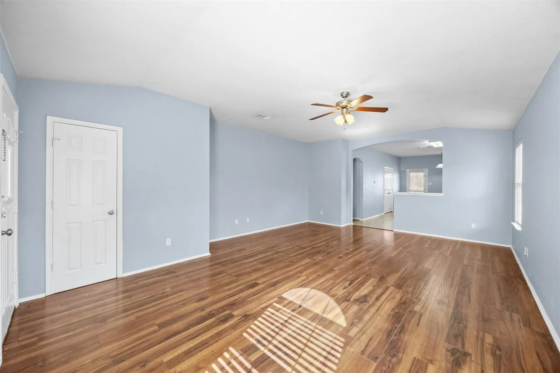 Photo of 5604 Malcom TRL