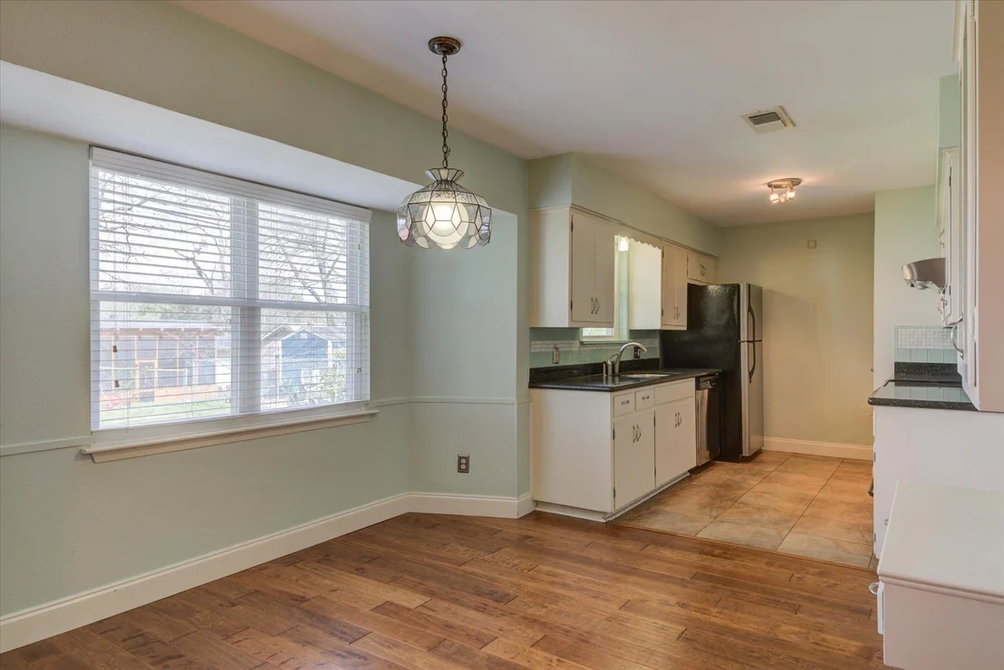 Photo of 1100 Colony North DR