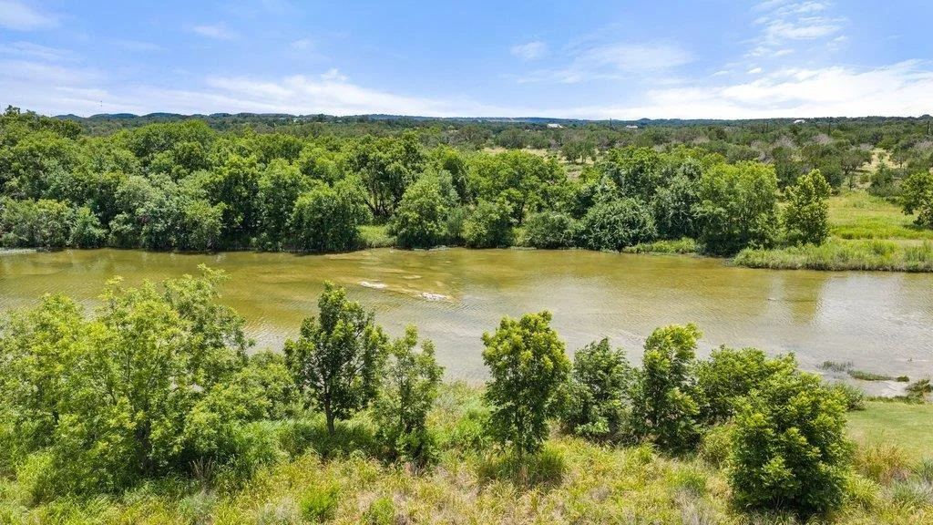 Photo of 784 River View DR