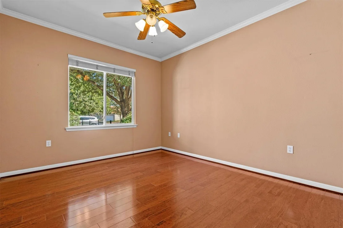 Photo of 401 Texas DR