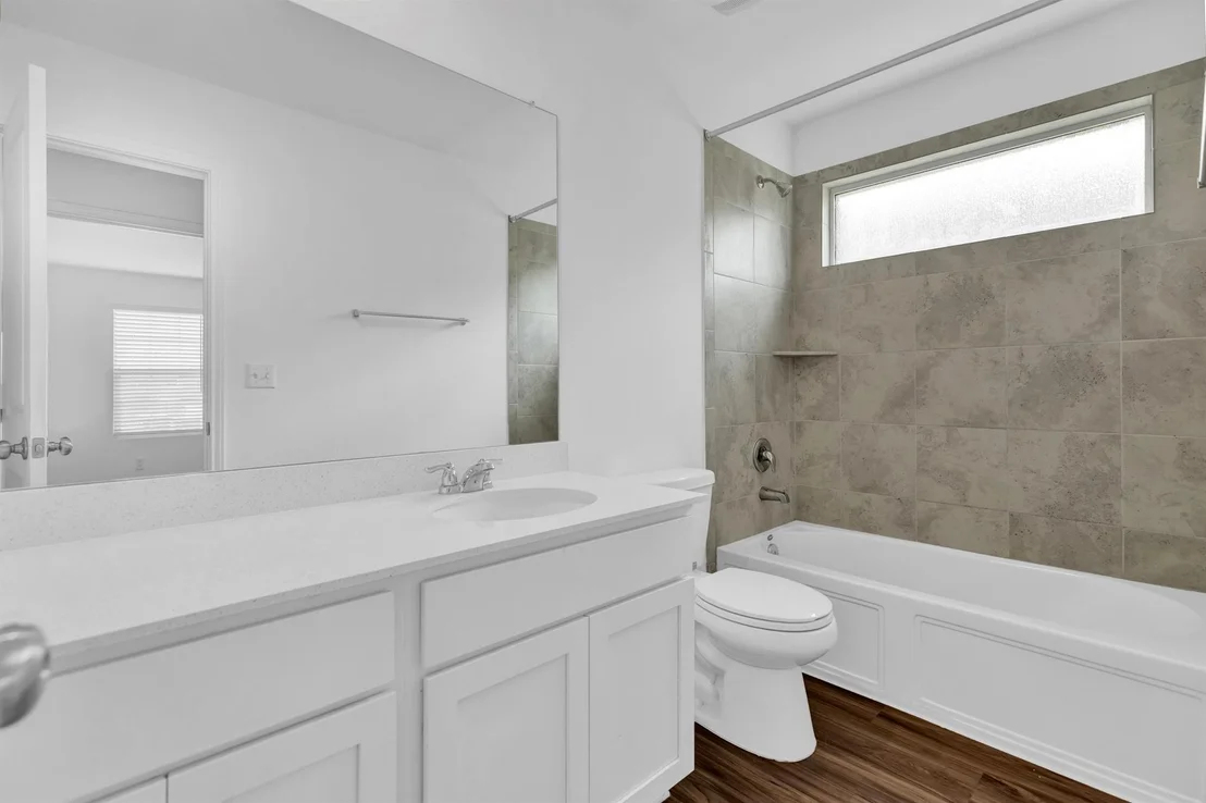Photo of 332 Escondido CIR