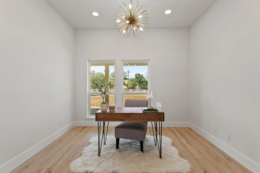 Photo of 601 S Chaparral