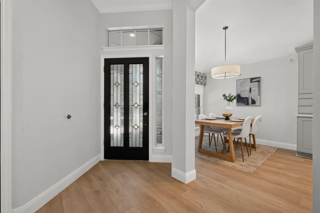 Photo of 13536 Anarosa LOOP
