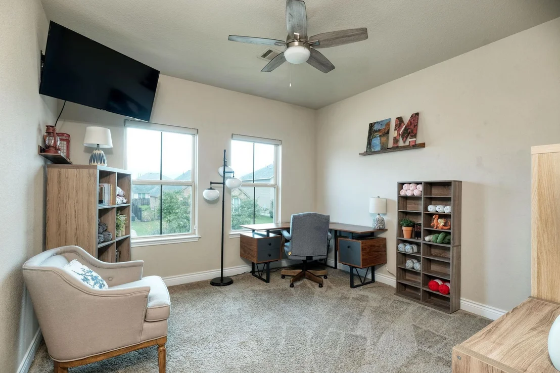 Photo of 550 Cortona LN