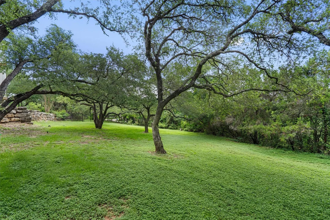 Photo of 3735 Lost Creek BLVD