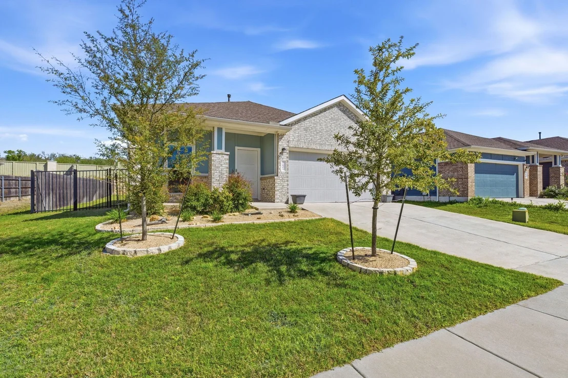 Photo of 7601 Ivy Trellis TRL