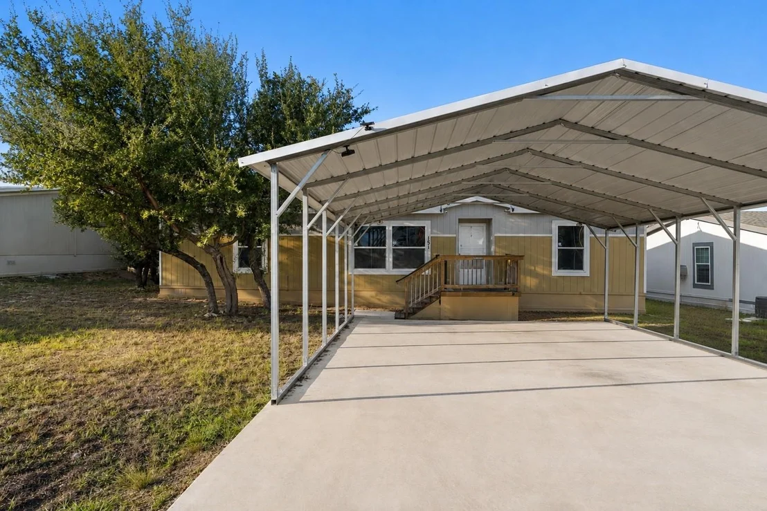 Photo of 151 Brianna CIR