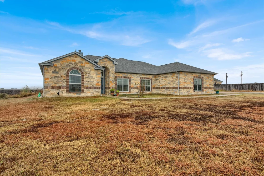 Photo of 3498 County Road 464