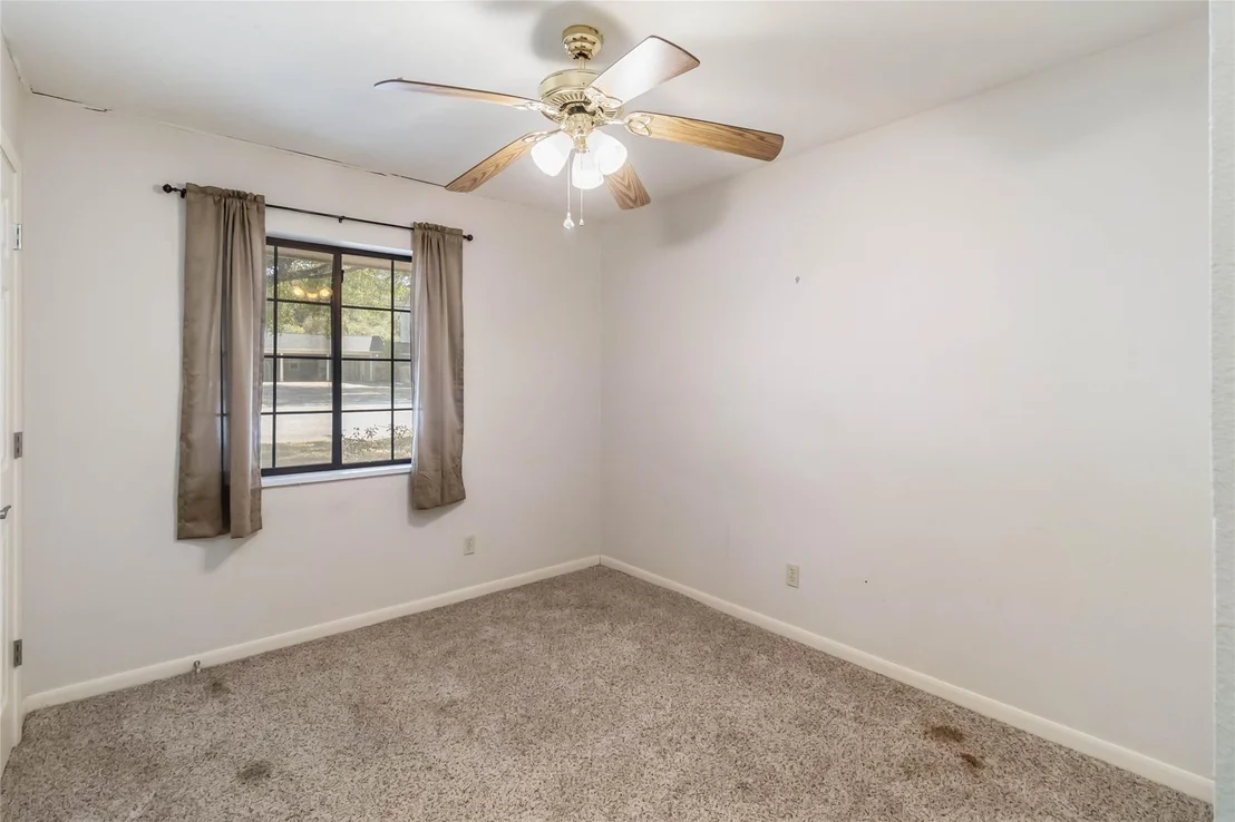 Photo of 757 N Main ST