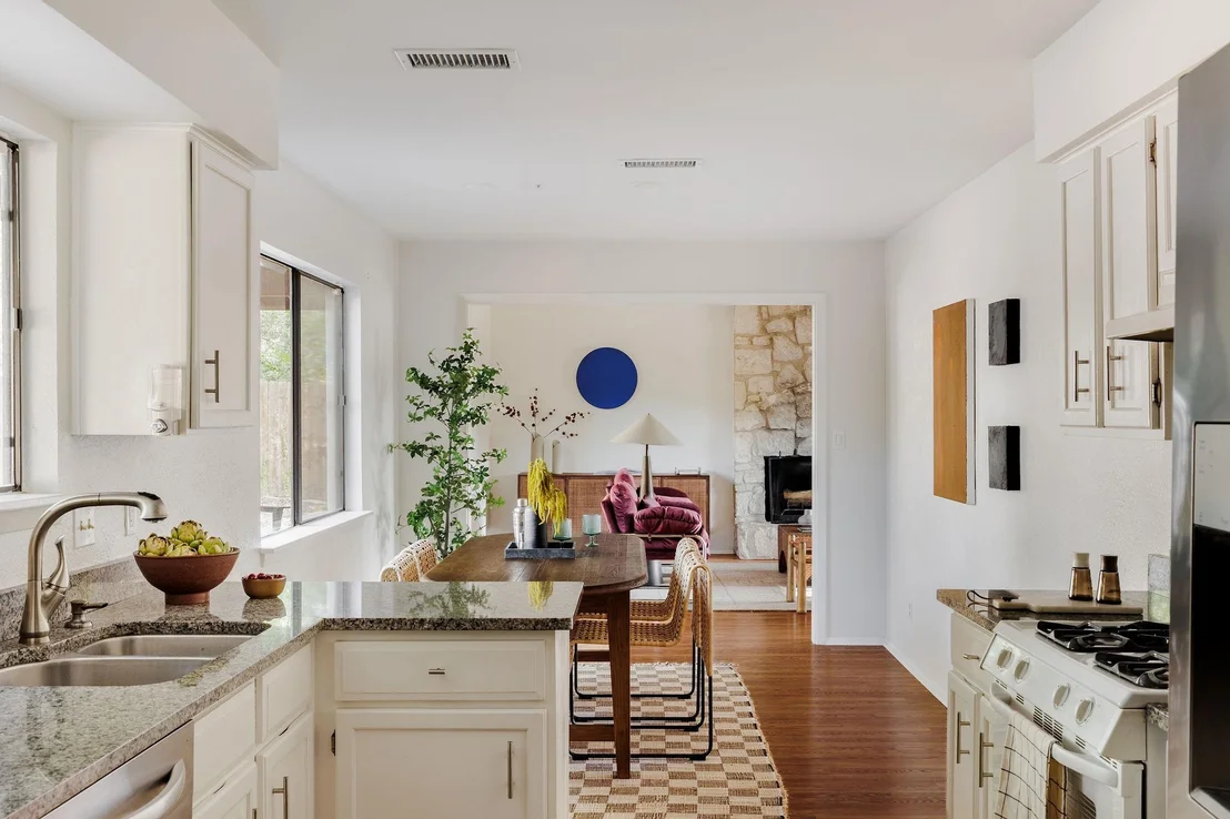 Photo of 7806 Beauregard CIR
