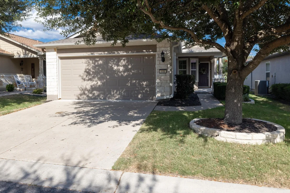 Photo of 408 Sheldon Lake DR